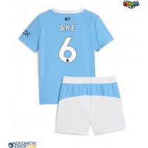 Otroški Nogometni dresi Manchester City Nathan Ake #6 Domači 2025-26 Kratek Rokav (+ Kratke hlače)